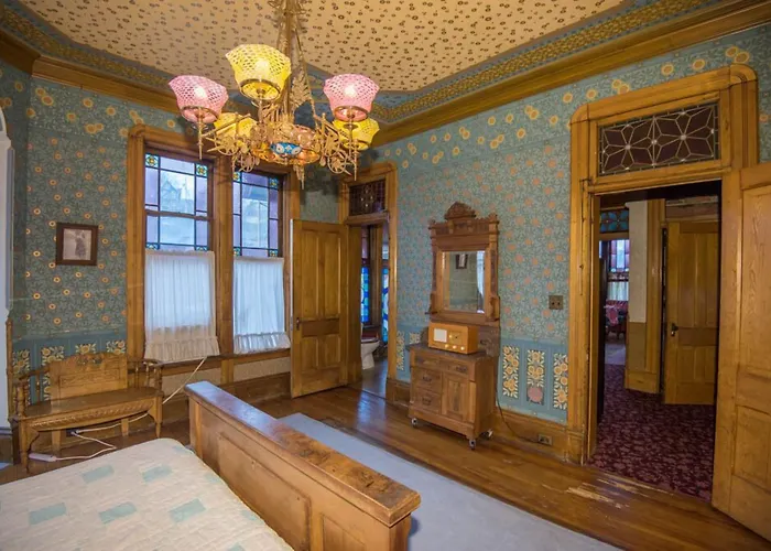 B&B only: The Richards House