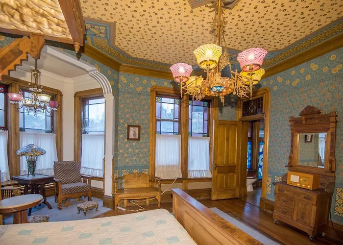 B&B only: The Richards House