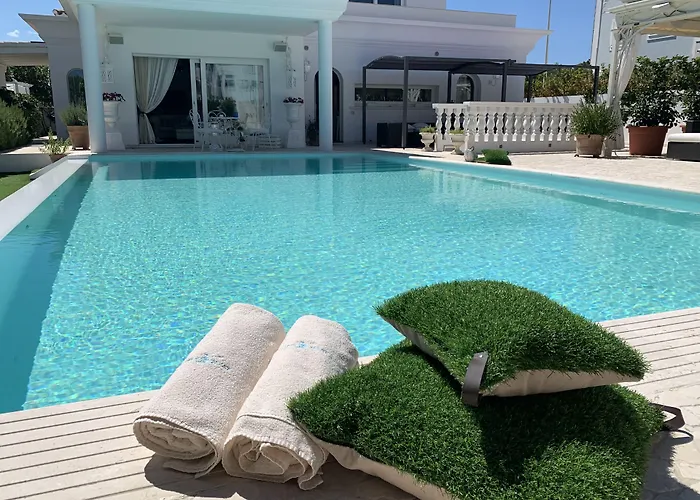 Hotel boutique: White House Luxury Hospitality