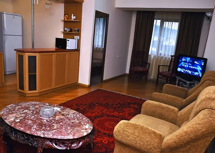 Mga Hostel & Tours
