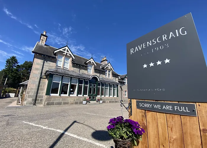 Guests house Ravenscraig Guest House