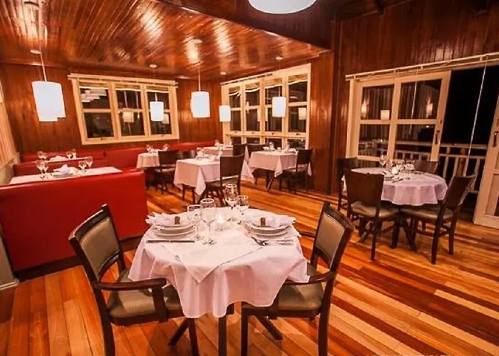 Vila: Pousada Pedra Preta