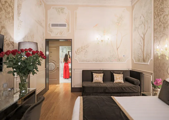 Santa Croce Boutique