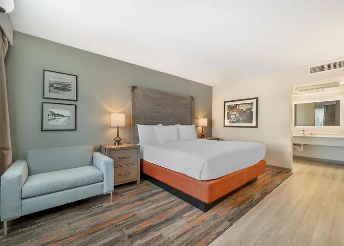 Kid friendly hotel Best Western Plus King'S Inn And Suites