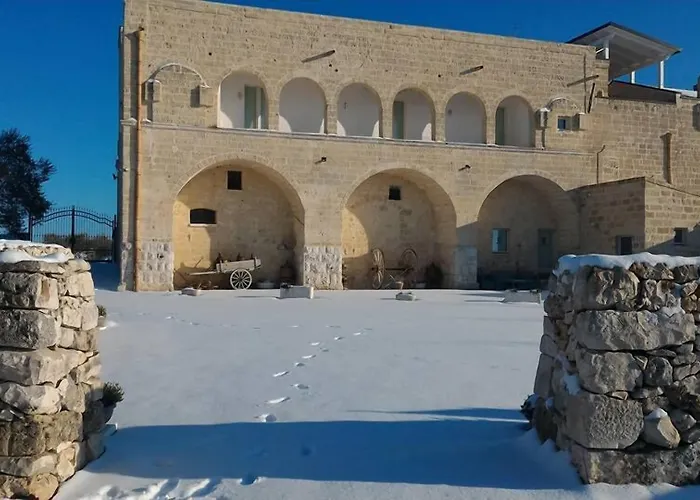 Hotel Con Piscina Masseria Conti Filo