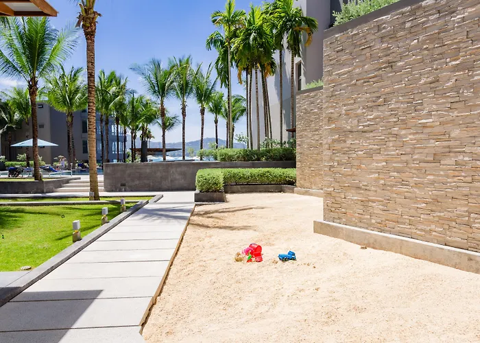 Jacuzzi hotel: Oceanfront Beach Resort