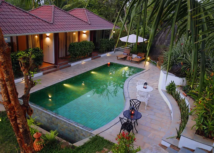 Hotel with view: Le Candles Resort