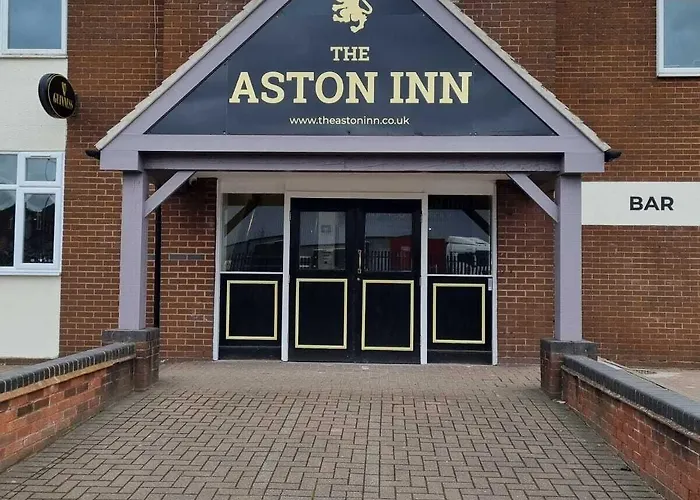  Aston Inn