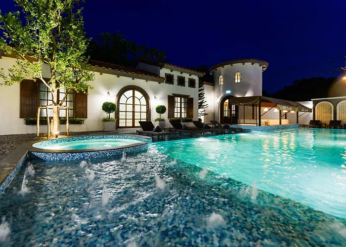 Villa Seville