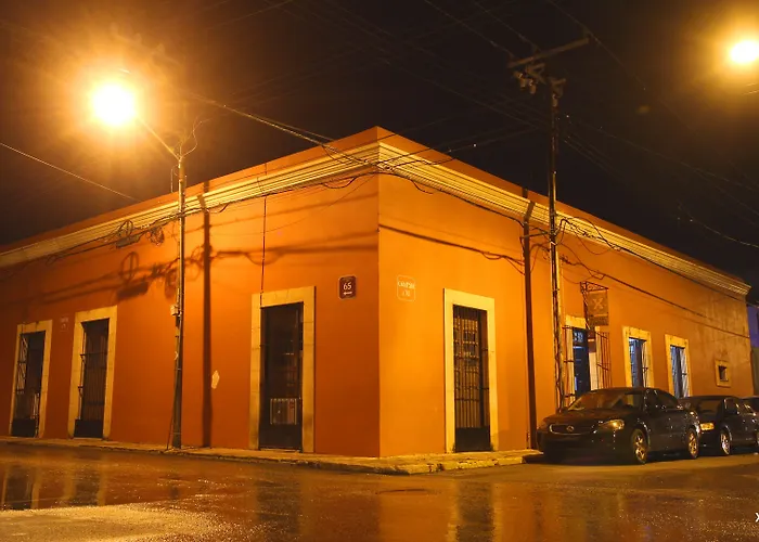 Hostal Xiinbal
