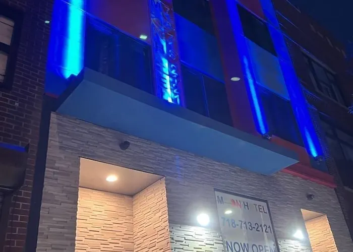 Moon Hotel Brooklyn