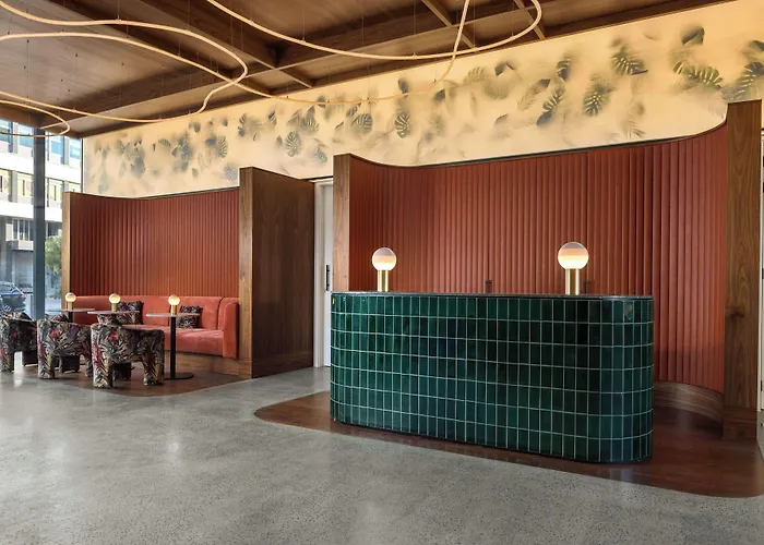 Duo Lisbon, Curio Collection By Hilton