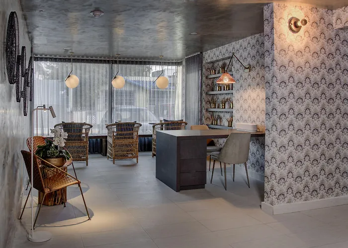 Tropica Beach Hotel (Adults Only)