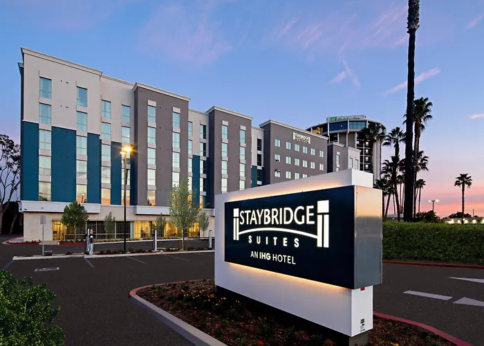 3 star hotels Staybridge Suites - Long Beach Airport By Ihg