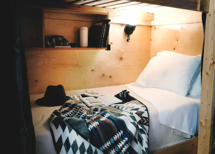 Motels Jackalope Motor Lodge