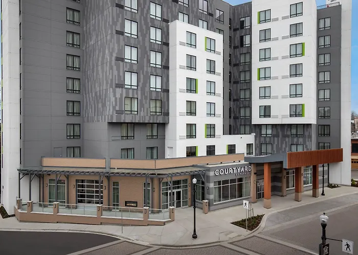 Golf hotel: Courtyard By Marriott Nanaimo