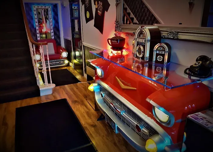 Cadillac Kustomz Guest House