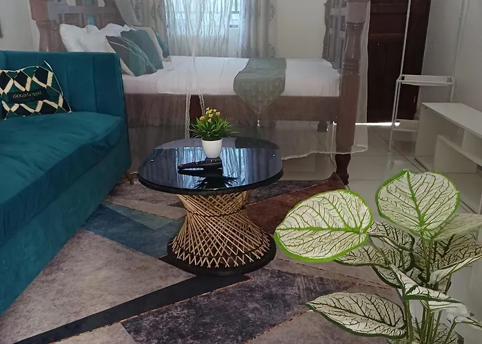 Pazuri Homes
