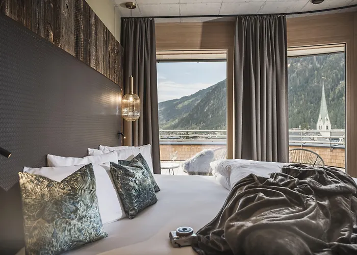 Sieghard Suites