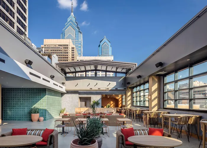 Cheap hotel: Motto By Hilton Philadelphia Rittenhouse Square