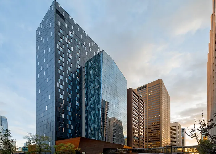 Courtyard By Marriott Calgary Downtown