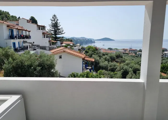  Mango Skiathos