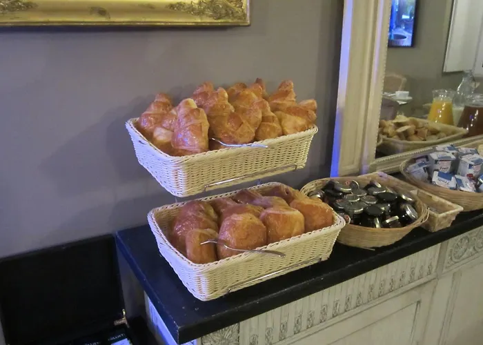 Château De Lazenay - Résidence Hôtelière