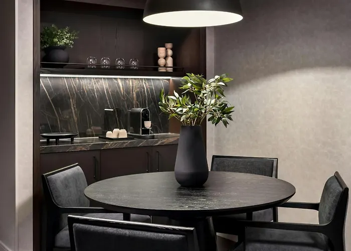 The Westin Harbour Castle, Toronto