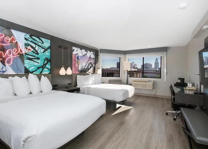 3 star hotel: Aiden Los Angeles Downtown Dragon Gate Inn