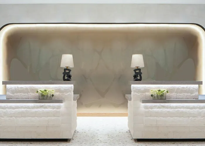 Hotels with tennis Westin Galleria Dallas