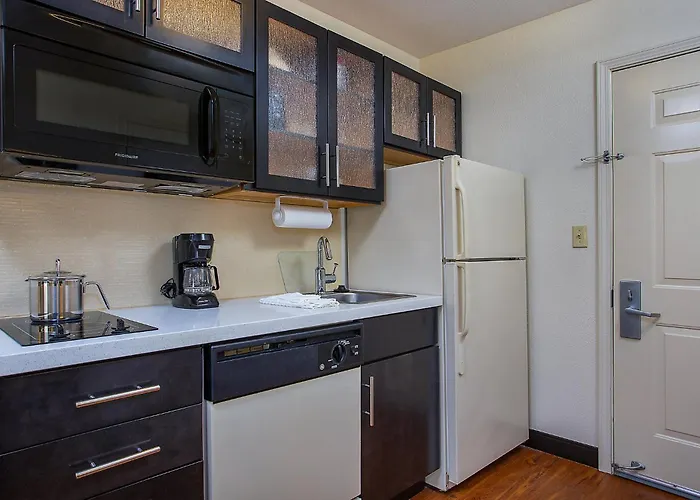 Candlewood Suites Louisville Airport By Ihg