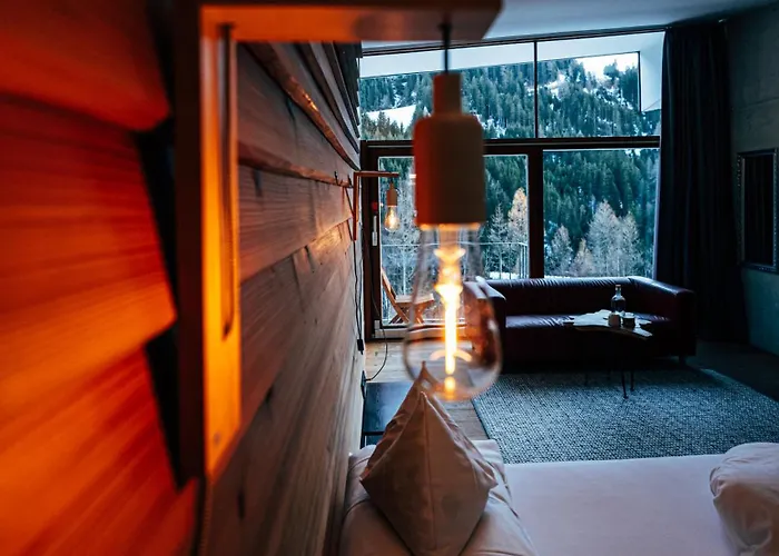 Family Hotel: "Quality Hosts Arlberg" Hotel Lux Alpinae