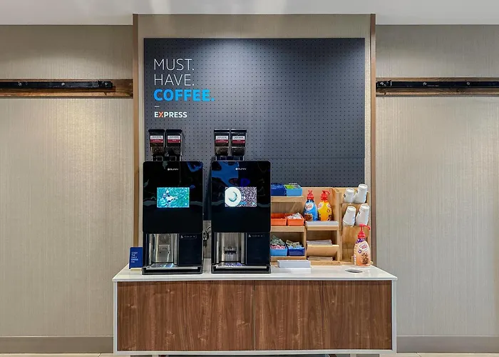 Family Hotel: Holiday Inn Express Charlotte Southeast - Matthews By Ihg