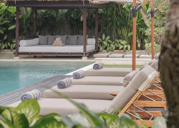 Hotel with pool: Chandra Bali Villas