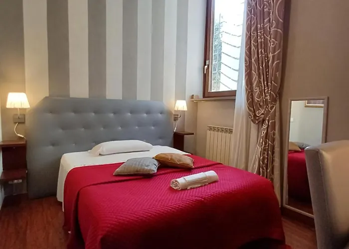 Casa degli ospiti: La Colonna (Historic Centre)