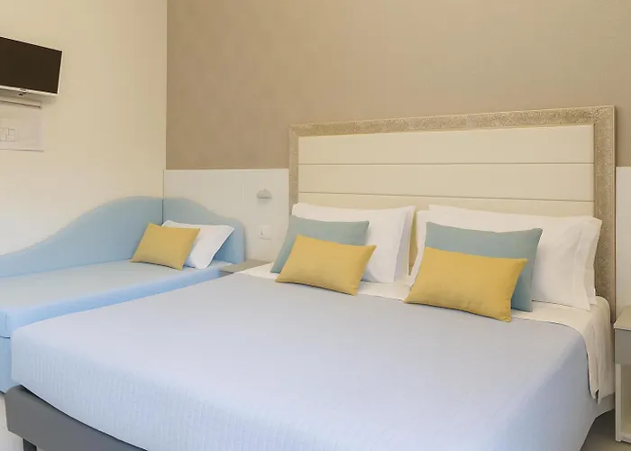 Hotel Con Piscina Elisabetta