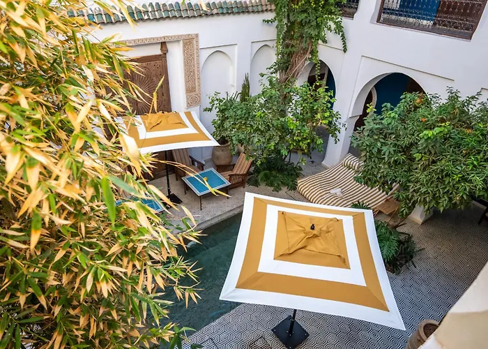 Riad Les Yeux Bleus
