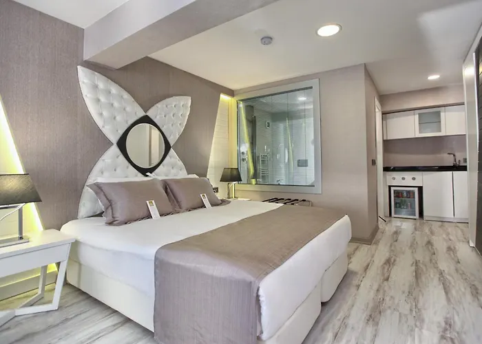 Resort: Demonti Hotel