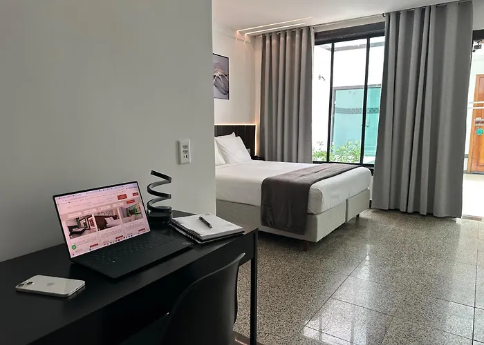 Status Elegance Hotel (Adults Only)