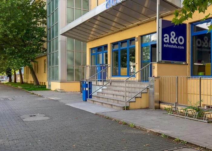 Central hotel: A&O Stuttgart City