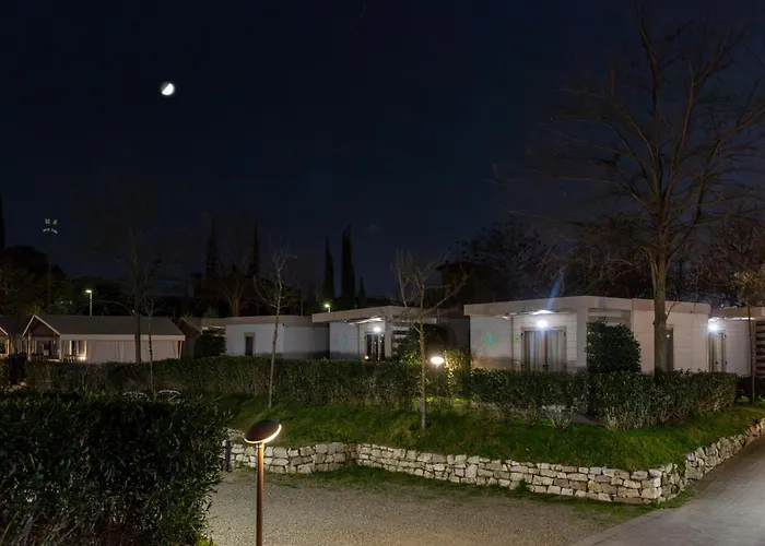 Hu Firenze Camping In Town