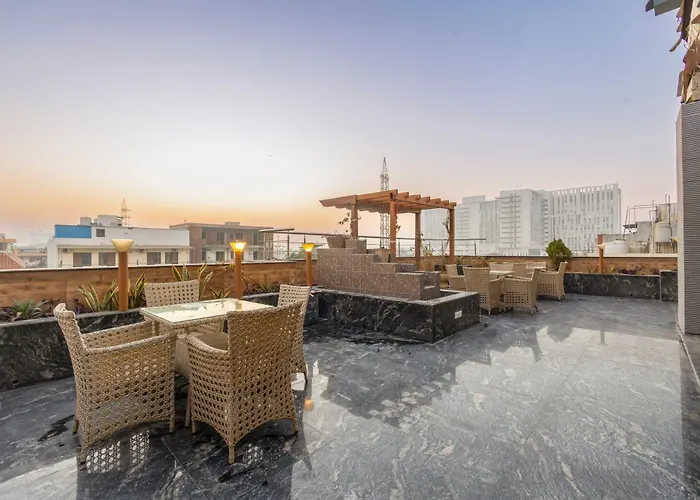 Global By Platinum I Near Medanta Hospital I Sector-38 I Gurgaon
