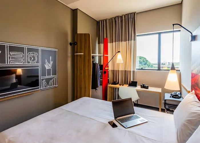 Hotel 3 estrelas: ibis Palmas Avenida JK