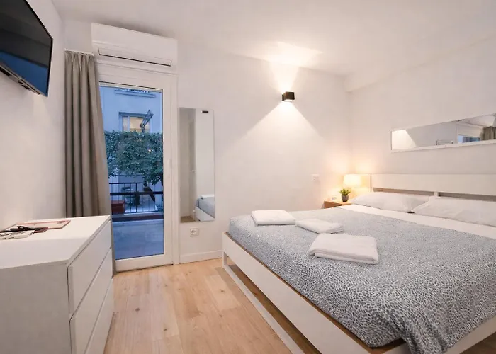 Pied A Terre Barberini