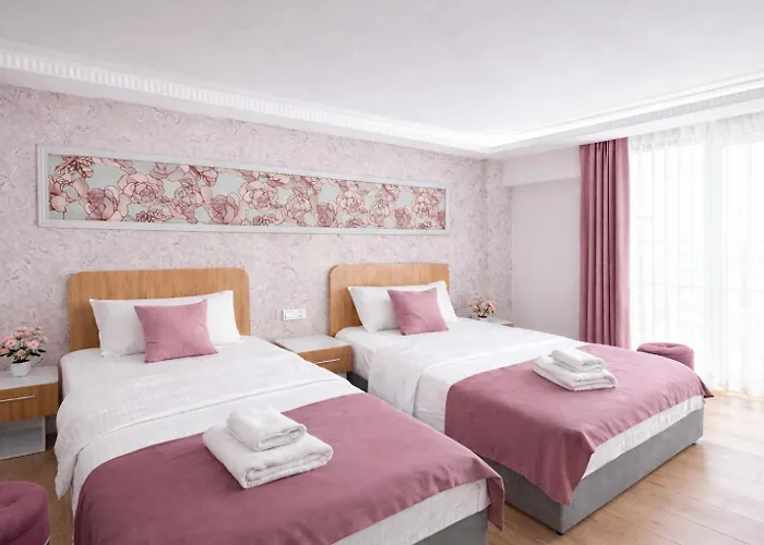 Hotels With Four Stars Ria Suites Boutique