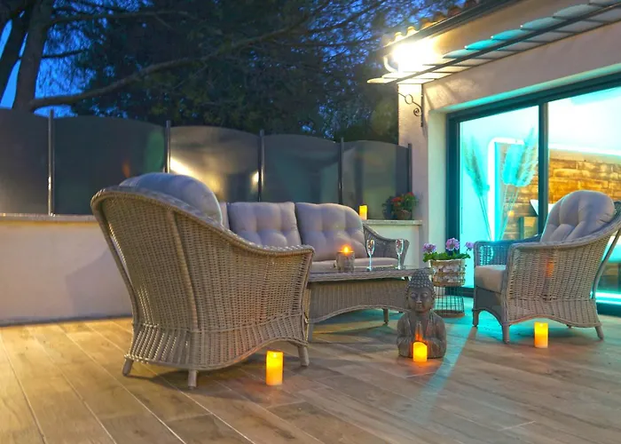 Cocon D'amour En Luberon - Chambre Spa a proximite de l'Isle sur la Sorgue