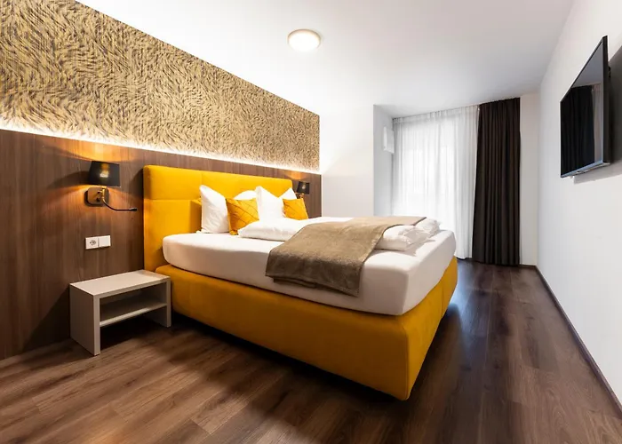 Gerharts Premium City Living - Center Of Brixen With Free Parking And Brixencard
