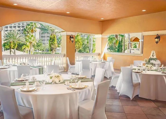 Floridays Orlando Two & Three Bed Rooms Condo Resort