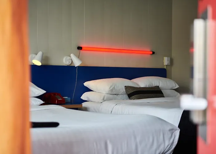 Phoenix Hotel