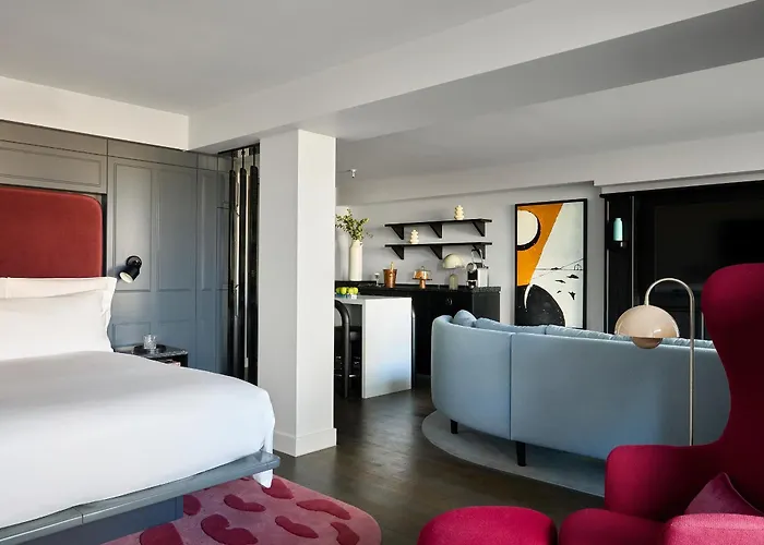 Sea Containers London